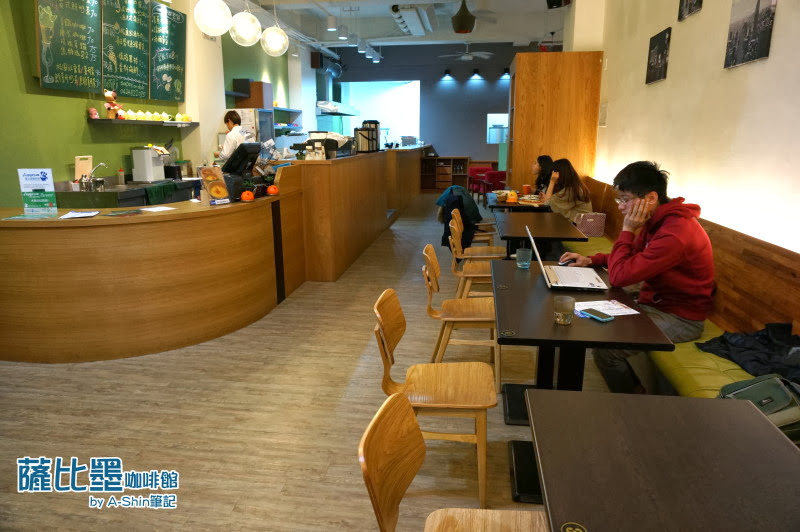 台中薩比墨咖啡館superiop cafe